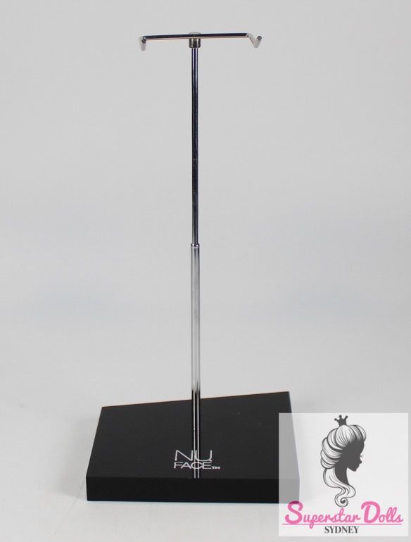 Integrity Toys: Nu Face Doll Stand-Black