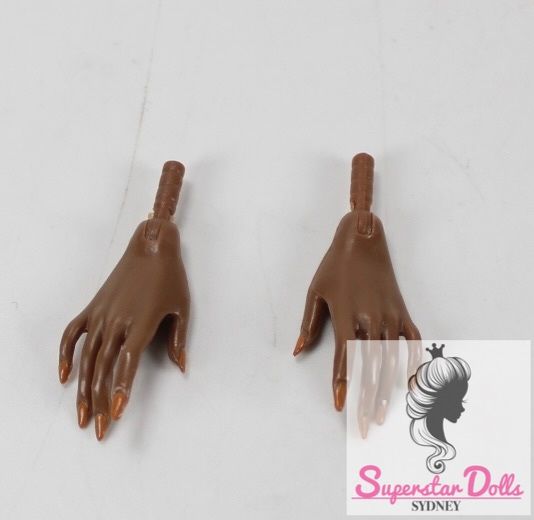 Integrity Toys: Long Nailed Alternate Hands- A-Tone