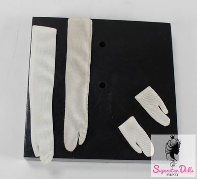 Vintage Barbie Doll Glove Set