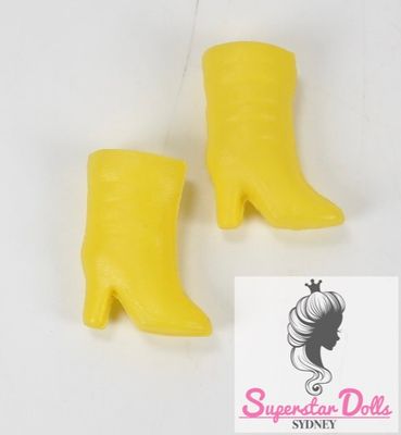 Vintage 1960&#39;s MOD ERA Hong Kong Clone Barbie Doll Boots