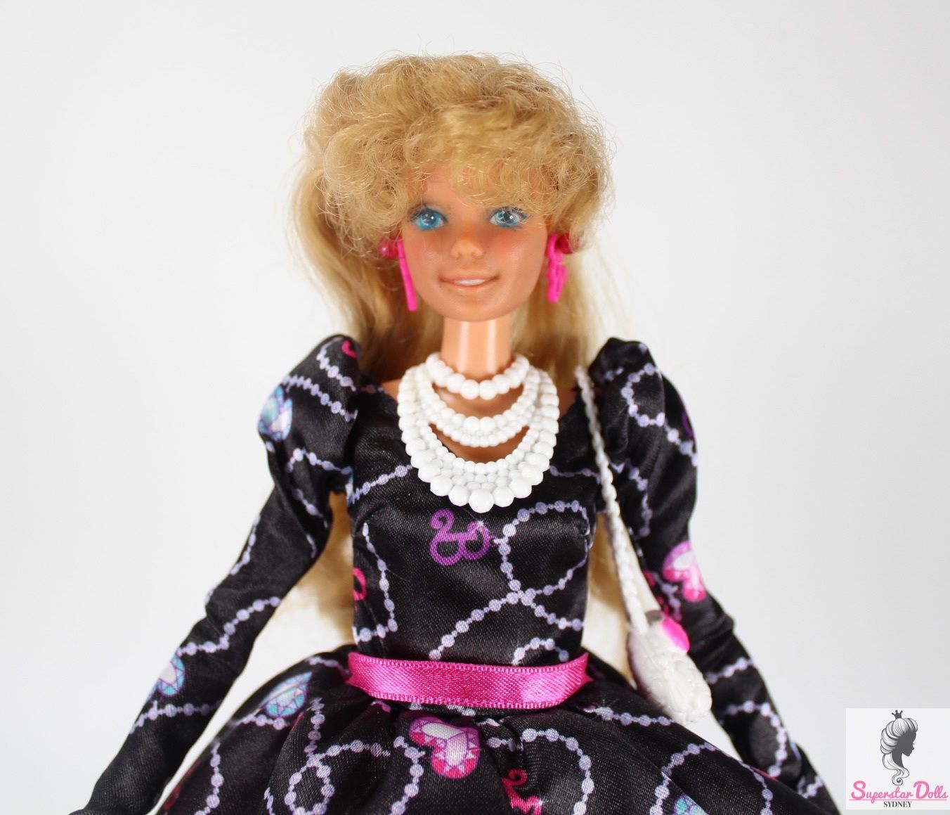 1980 &quot;Happy Birthday&quot; Barbie in &quot;Rewind&quot; Fashion