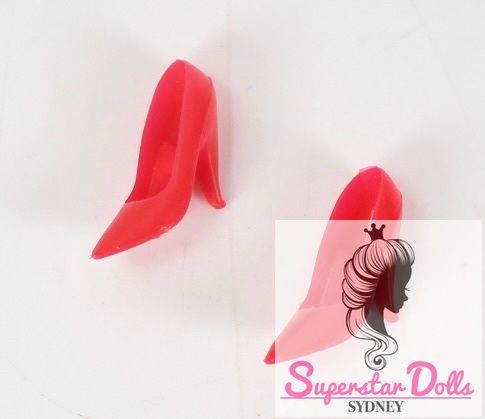 Vintage 1960&#39;s Hong Kong Clone Barbie Doll Closed Toe Heeled Shoes