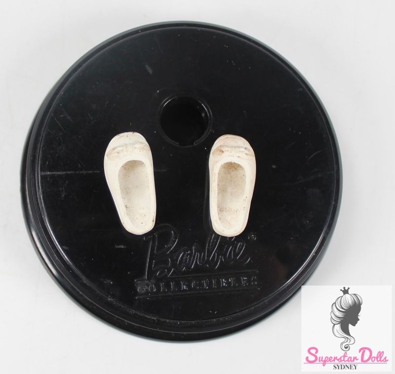 Vintage Squishy Flat Fashion Doll Shoes