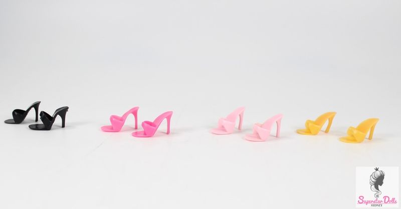 Vintage 80&#39;s Era Genuine Mattel Barbie Open Toe Heeled Shoe Set