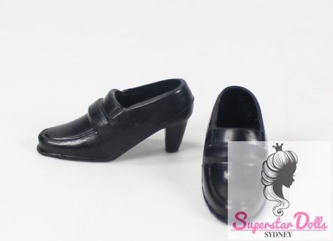 Vintage 90&#39;s Era Genuine Mattel Barbie Closed Toe Heeled Shoes