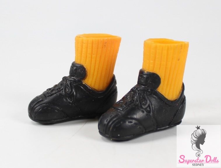 1986 &quot;Real Men&quot; Soccer Shoes