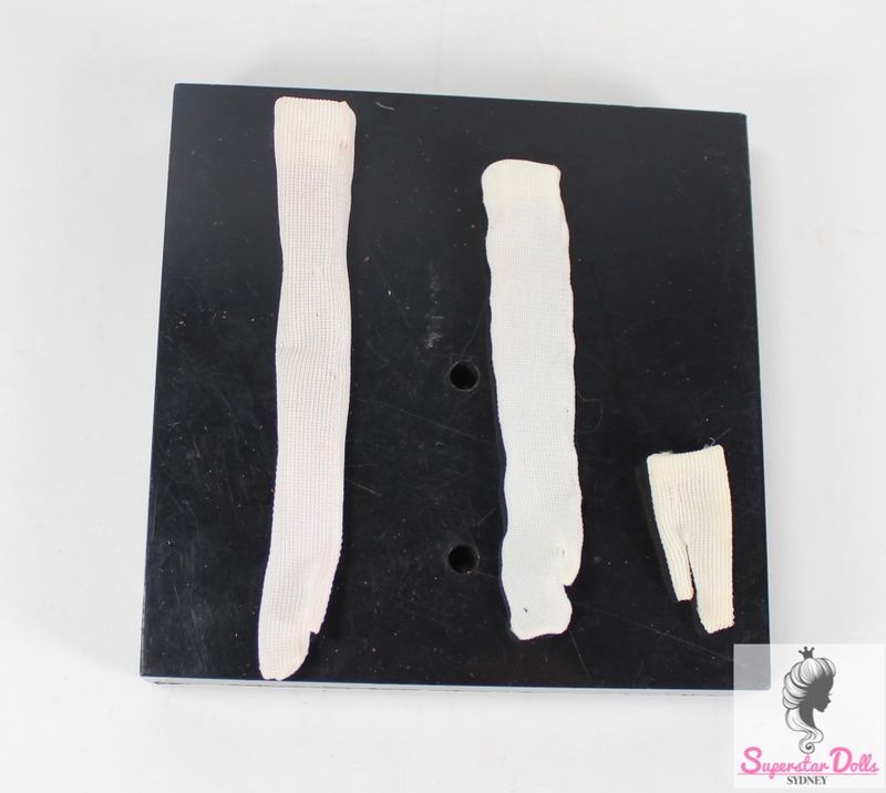 Vintage Barbie Doll Glove Set