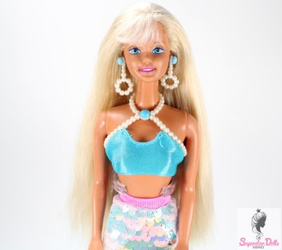 1997 &quot;Pearl Beach&quot; Barbie in Mermaid Fashion