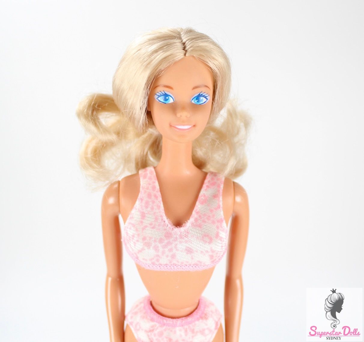 1987 &quot;Dress Me&quot; Foreign Edition DE-BOXED Barbie Doll