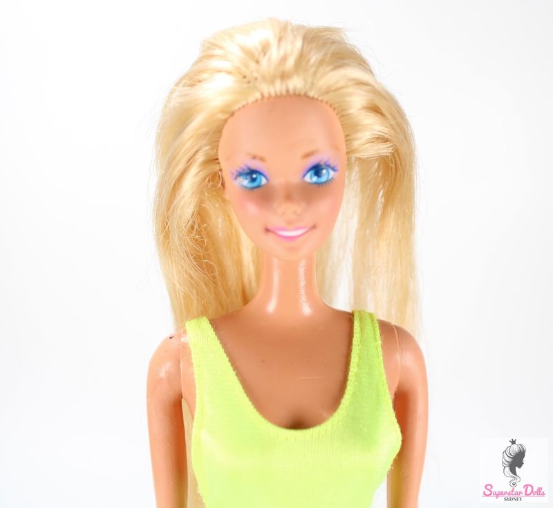 90&#39;s Era Barbie Doll