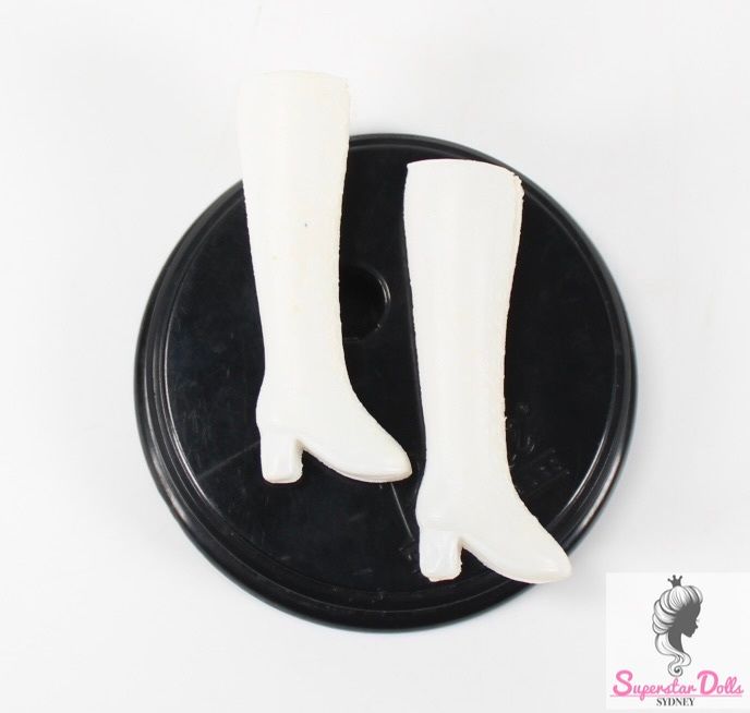 Vintage 1960&#39;s MOD ERA Hong Kong Clone Barbie Doll Boots