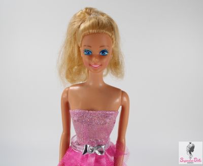 80&#39;s Superstar Era Barbie Doll in Clone Fashion