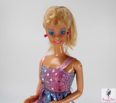 1986 &quot;Barbie &amp; The Rockers: Real Dancing Action&quot; Barbie Doll in Clone Fashon