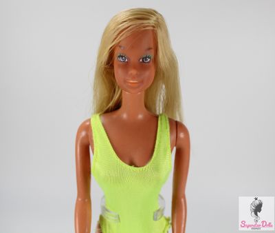 Vintage 1970&#39;s &quot;Malibu&quot; Barbie Doll