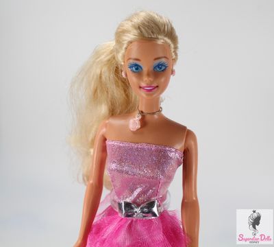 1995 &quot;Songbird&quot; Barbie Doll in Clone Fashion