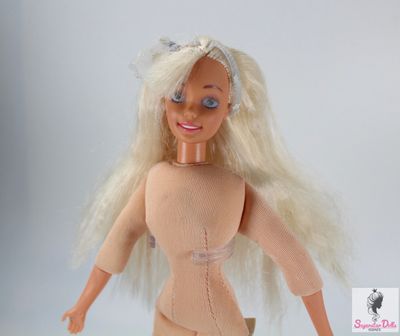 1994 &quot;Slumber Party&quot; Barbie Doll