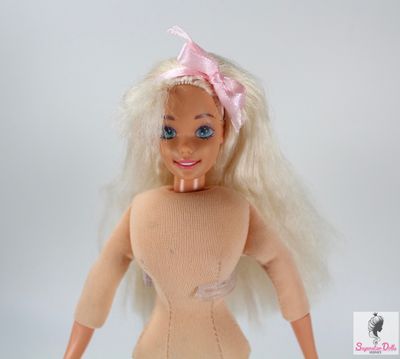 1994 &quot;Slumber Party&quot; Barbie Doll