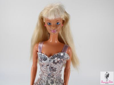 1997 &quot;Sticker Craze&quot; Barbie Doll in Clone Fashion