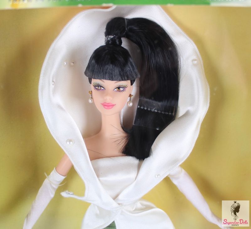 2001 Collector Edition: &quot;The Calla Lily&quot; Barbie Doll