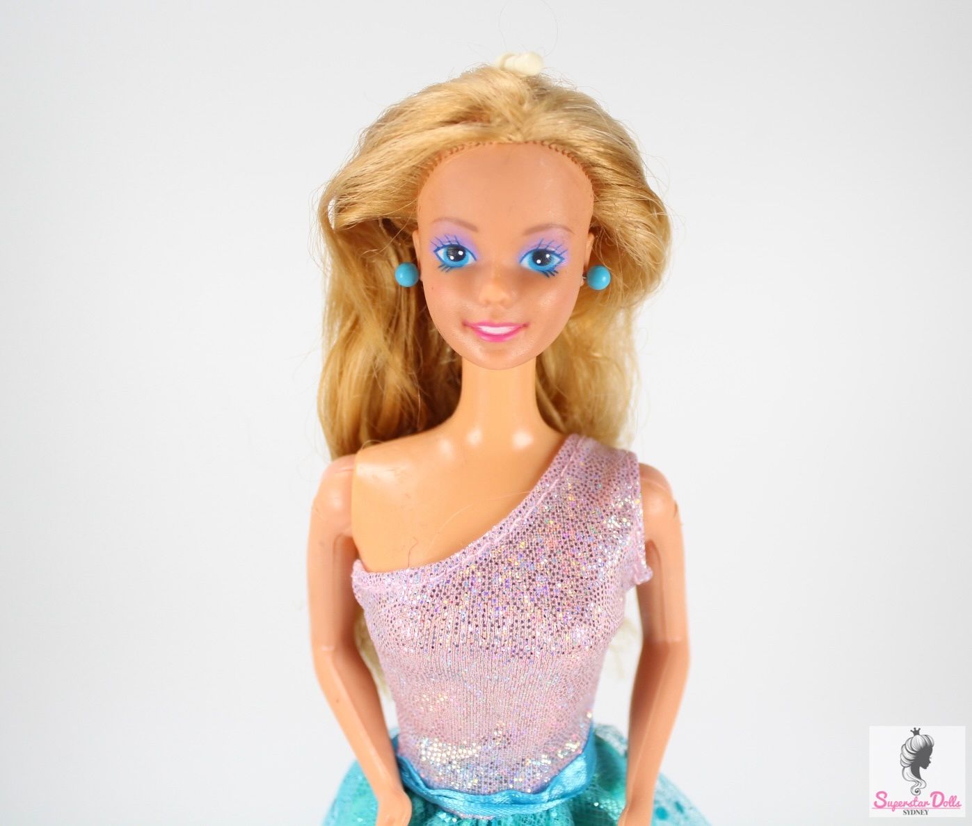 80&#39;s Superstar Era Barbie Doll in Clone Fashion