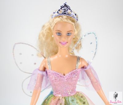 Late 90&#39;s Straight Legged Barbie Doll in Fairy Fashion
