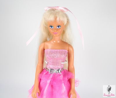 Vintage 80&#39;s/90&#39;s Era Sindy Doll By Hasbro