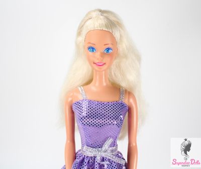 80&#39;s Superstar Era Barbie Doll in Clone Fashion