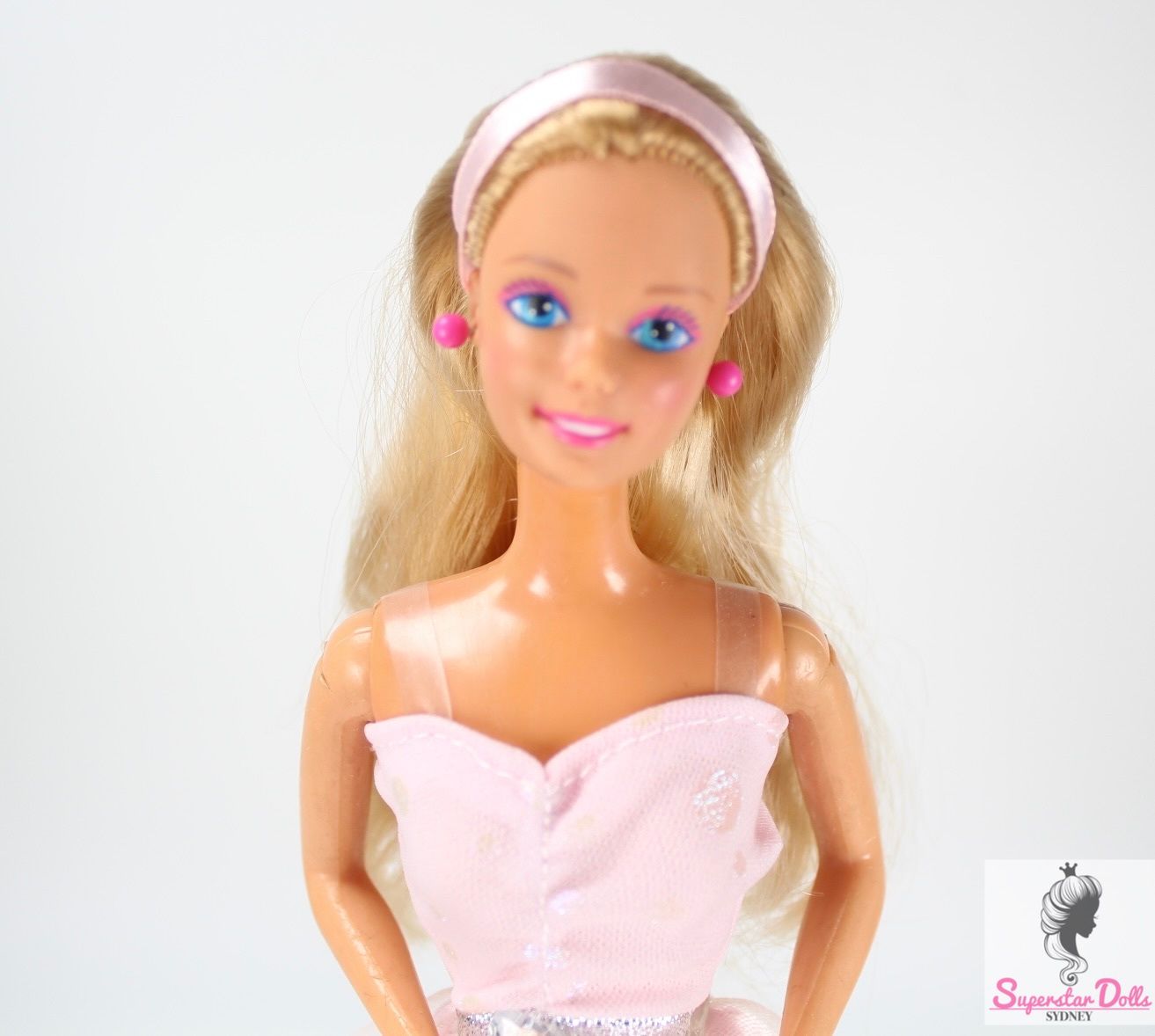 80&#39;s Superstar Era Barbie Doll in Clone Fashion