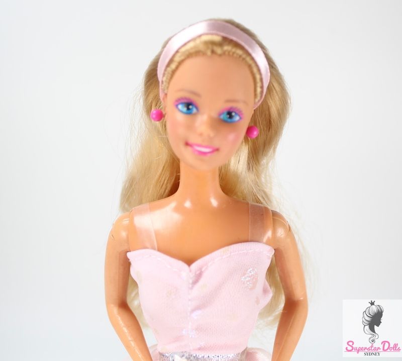 80&#39;s Superstar Era Barbie Doll in Clone Fashion
