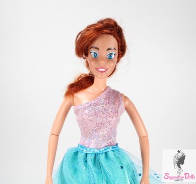 1997 Anastasia collector Doll in Clone Fashion