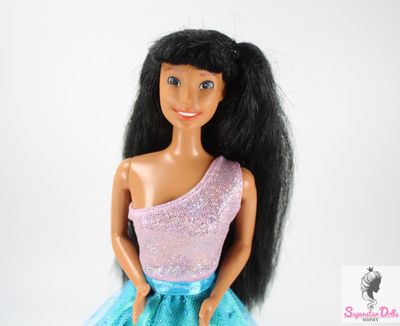 1995 Disney: &quot;Sun Colors&quot; Nakoma Pocahontas Doll By Mattel