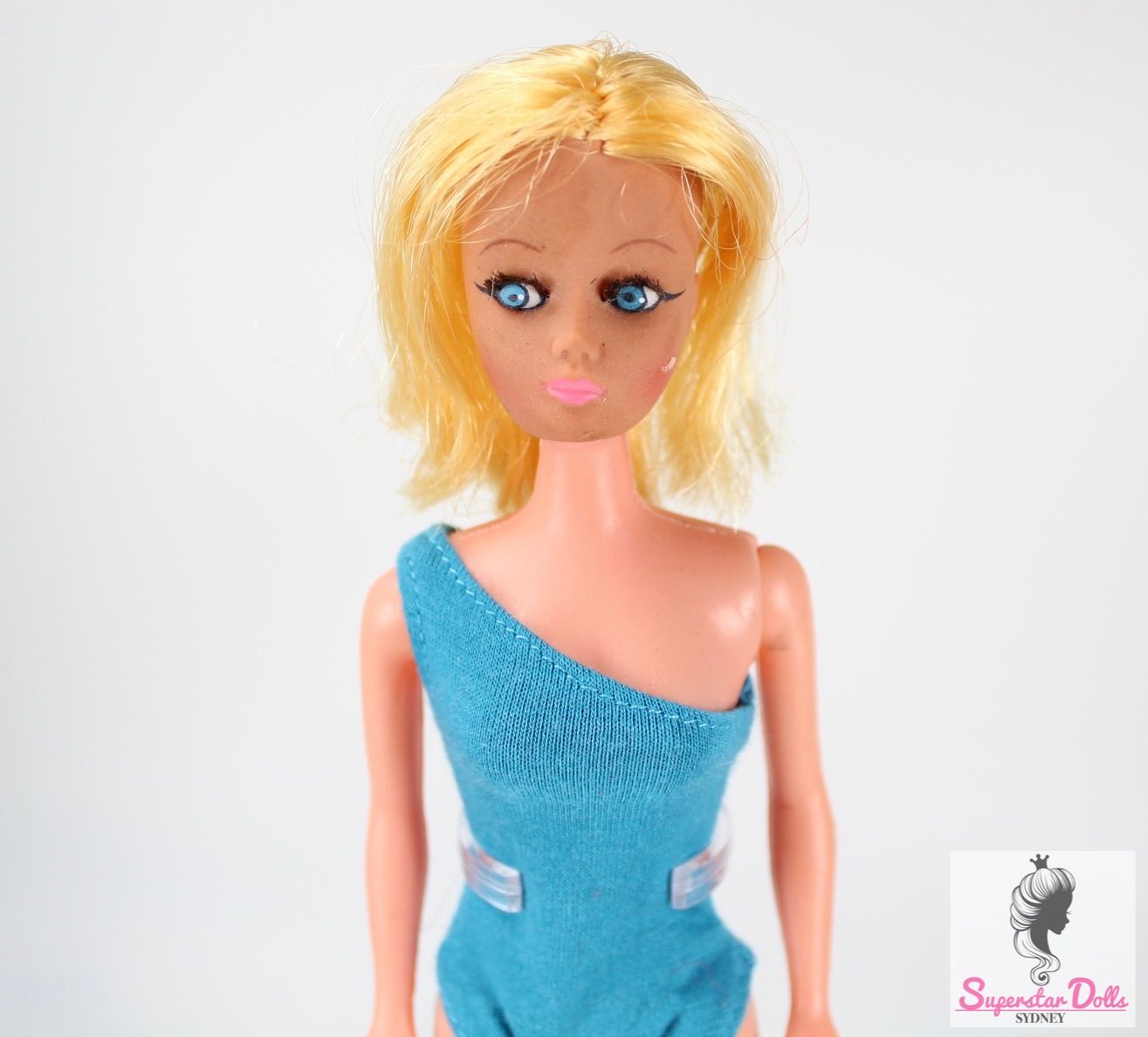 Vintage GM Toys Dendi Star Barbie Hong Kong Clone Doll
