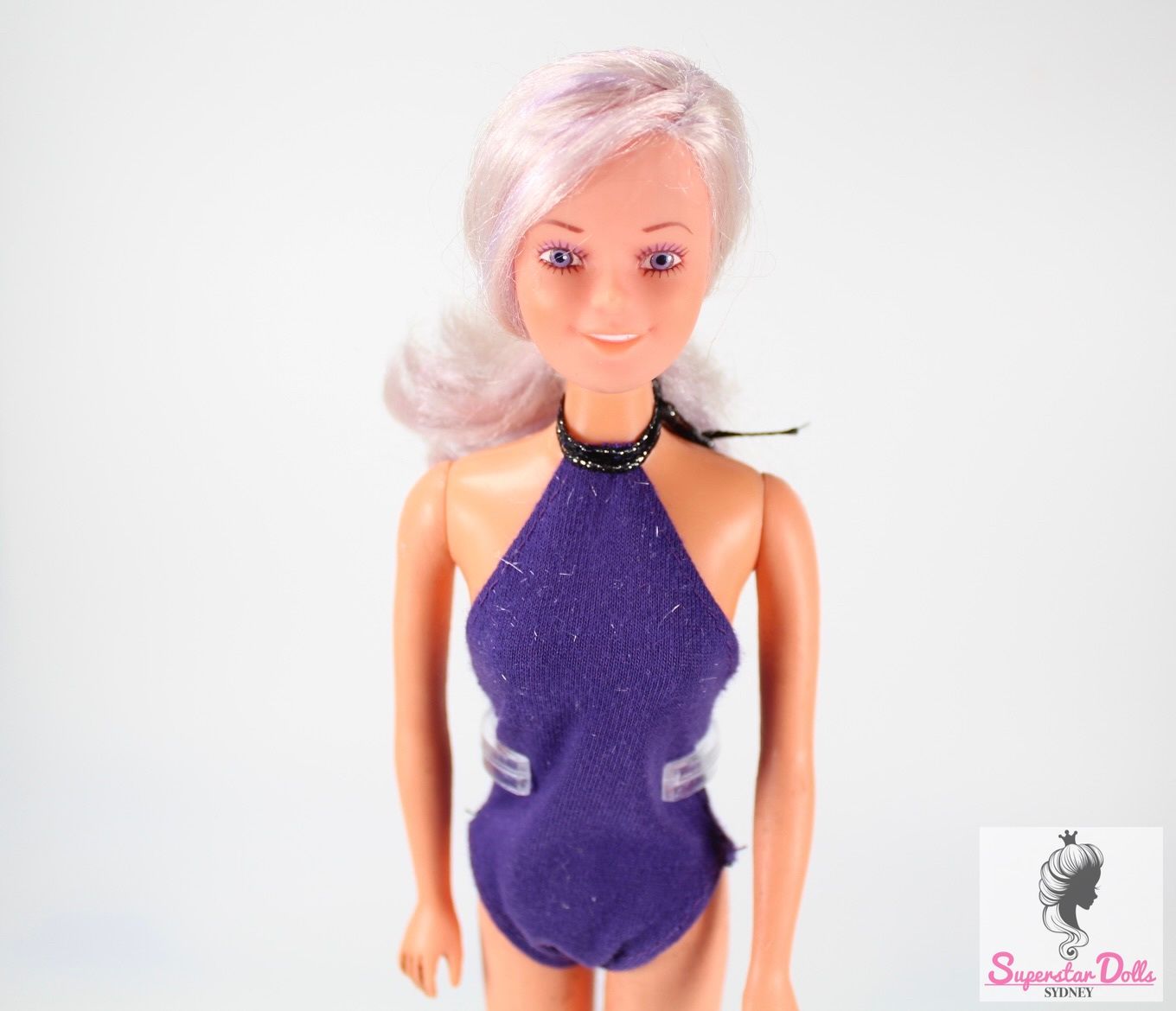 80&#39;s Era Uneeda Princess Hong Kong Clone Doll