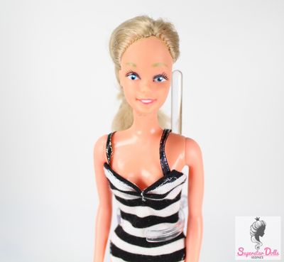 Superstar Era Taiwan Barbie Clone Doll