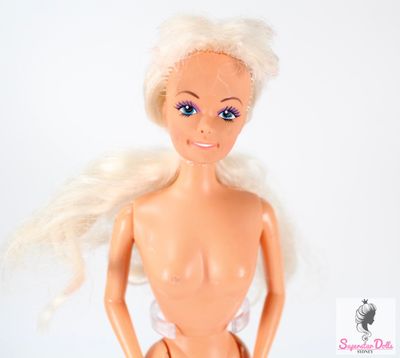 80&#39;s/90&#39;s Era &quot;Fashion Corner&quot; NUDE Doll By Lucky Toys