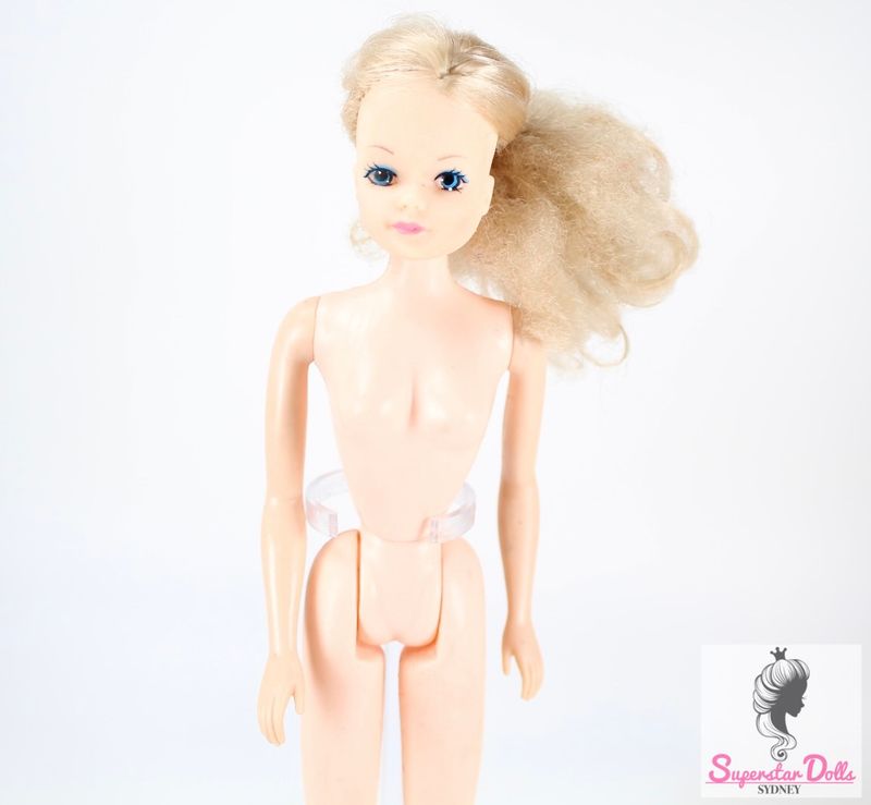 Vintage NUDE Hong Kong Clone Fashion Doll