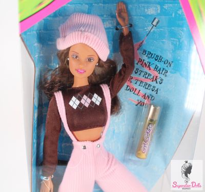 1997 &quot;Perfect Pink&quot; Teresa Barbie Doll