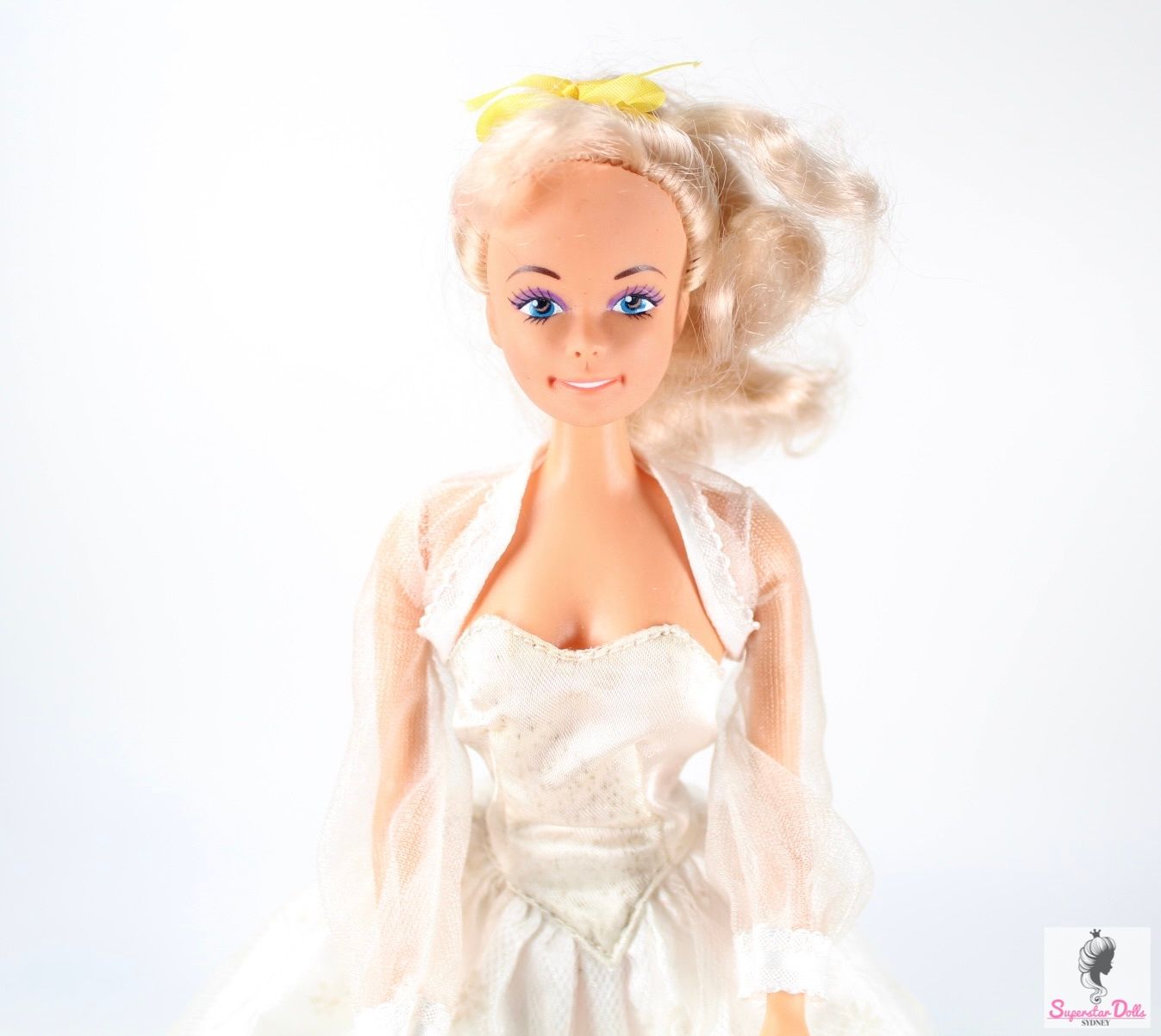 80&#39;s/90&#39;s Era &quot;Fashion Corner&quot; Dressed Doll By Lucky Toys