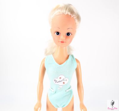Vintage Sindy Hong Kong Clone Doll