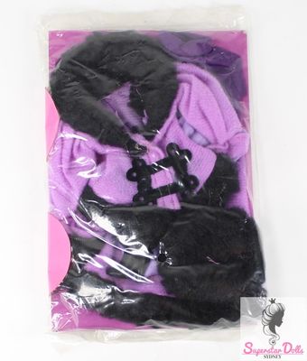 90&#39;s Era &quot;Adventures with Vicky&quot; Barbie Doll Clone Fashion Set
