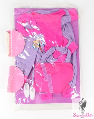90&#39;s Era &quot;Adventures with Vicky&quot; Barbie Doll Clone Fashion Set