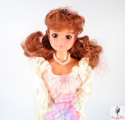 1982 Creata: &quot;Flower Princess: Starry-Eyed&quot; Dressed Fashion Doll