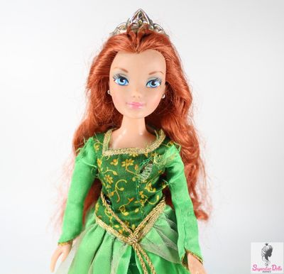 2007 &quot;Kung-Fu Action&quot; Princess Fiona from Shrek Doll By MGA