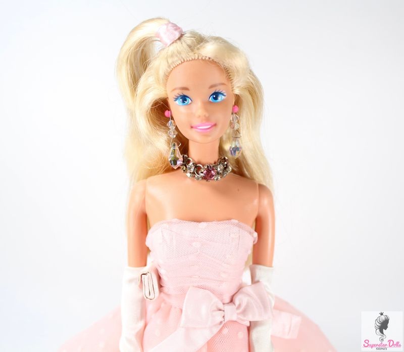 90&#39;s Era Barbie Doll In Integrity Toys &quot;Pink Of Perfection Poppy Parker Designer Fashion