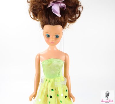 Vintage 1970&#39;s &quot;Mary Quant: Daisy&quot; 9&quot; Dressed Fashion Doll