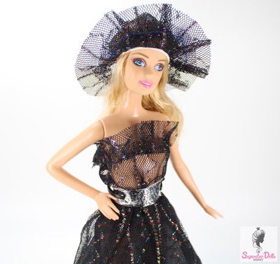 2013 Fashionista Barbie Doll in Vintage Hong Kong Clone Fashion