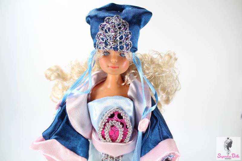 Vintage 80&#39;s Era Tong: &quot;Betty Teen&quot; Clone Doll in Vintage Barbie Fashion