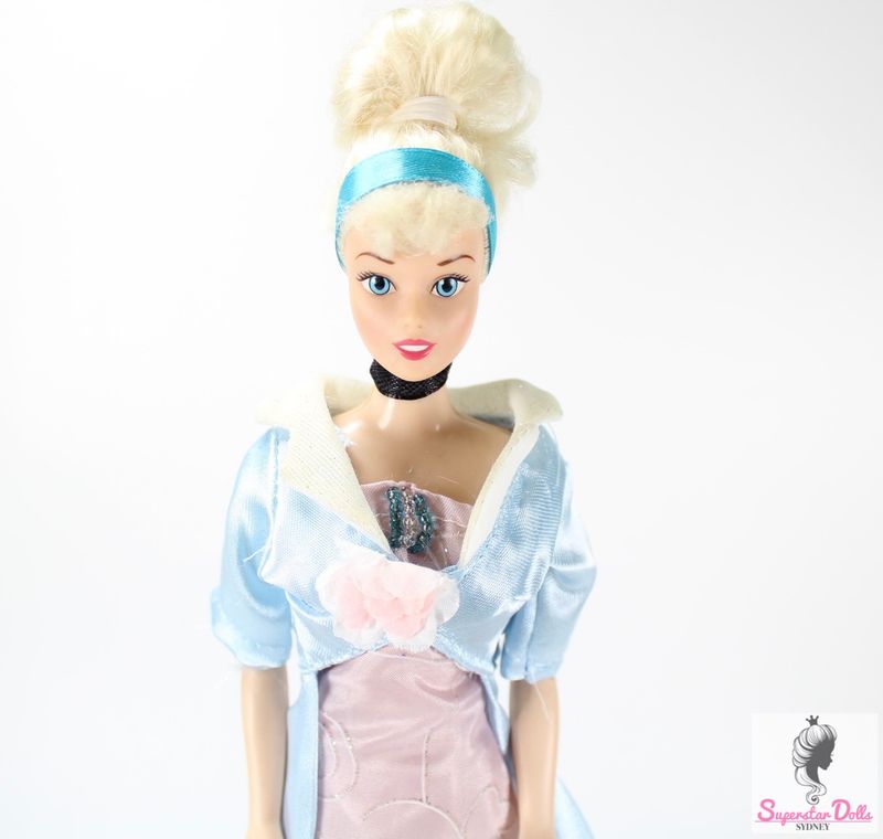 1990 Disney: &quot;Cinderella On Ice&quot; Collector Doll in Vintage Barbie Fashion