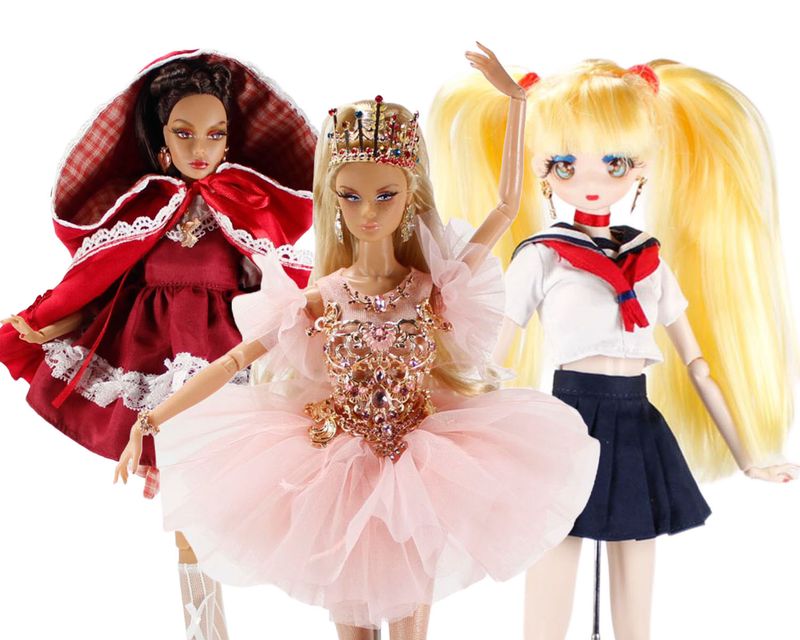 NEW! Create your Custom Fashion Doll!