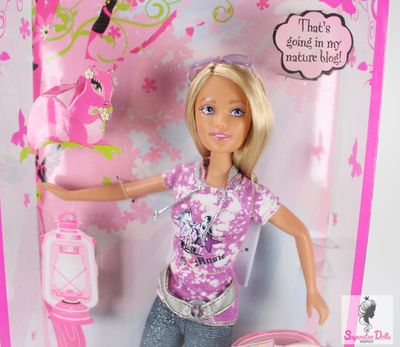 2008 "Camping Skipper Photographer &amp; Nature Blogger" Barbie Doll